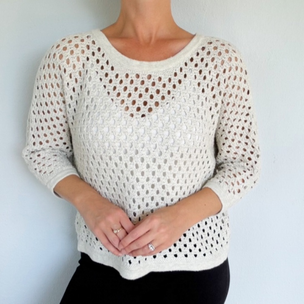 CAbi off-white/gray crochet open knit 3/4 sleeve cotton sweater size small